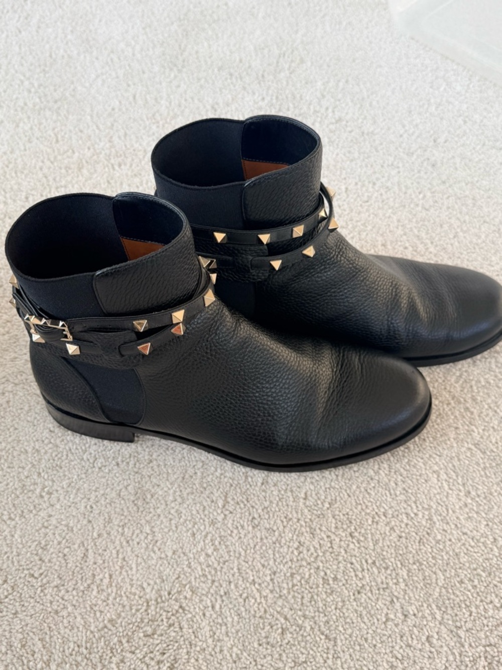 Valentino Garavani Rockstud Black Leather Studded Ankle Boots EU 41.5
